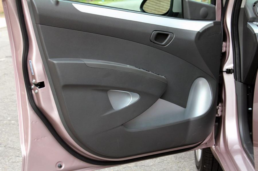  Chevrolet Spark 2013 года  (фото 14 из 204)